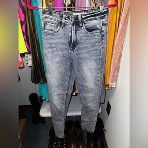 Flying Monkey Skinny Jeans Size 26